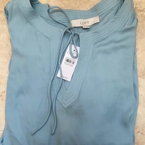 NWT loft blouse in a gorgeous sea foam color